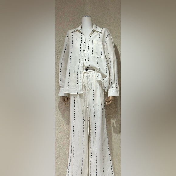 Cream Striped Women's Pants & Jumpsuit Set - Picture 7 of 7